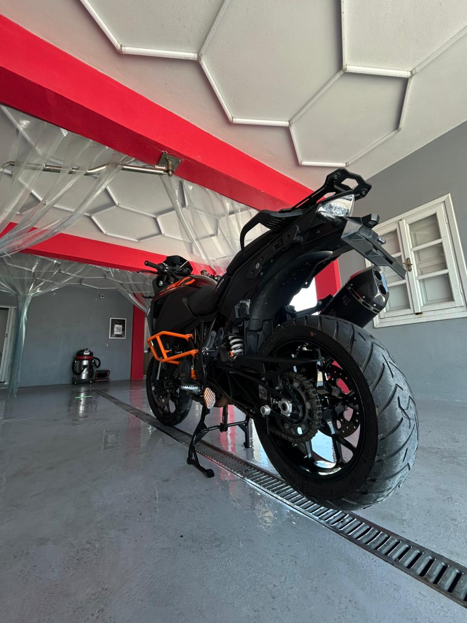 Premium καθαρισμός οχημάτων Σαντορίνη - Ποιοτική φροντίδα